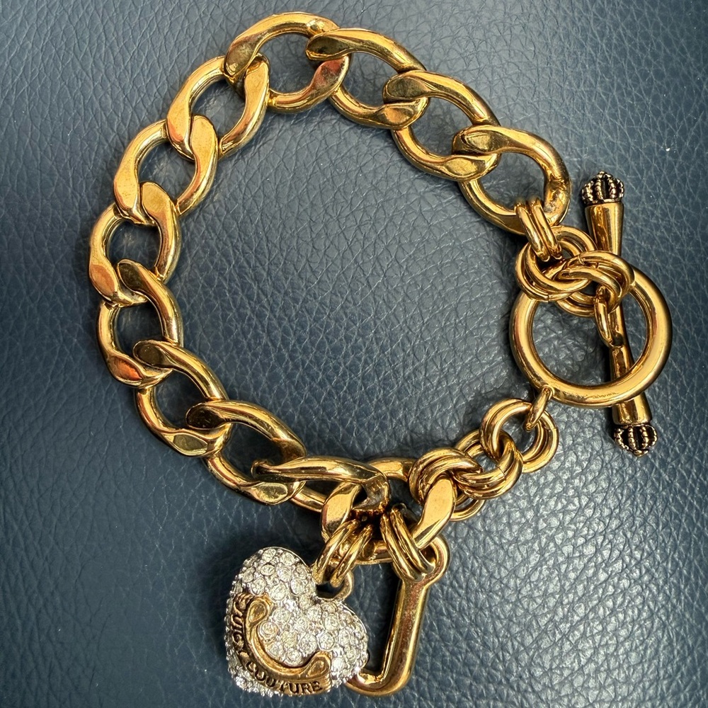 Juicy Couture Gold Bracelet with Heart Charm
